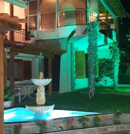 Privilege Suites Nea Kallikrateia Luaran gambar